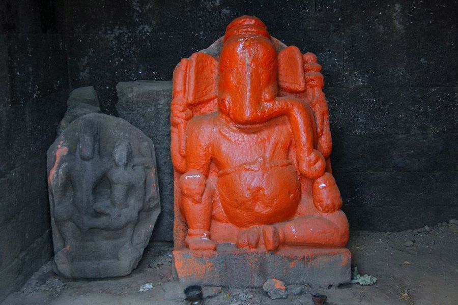 गडकोटांवरील गणेश मूर्ती